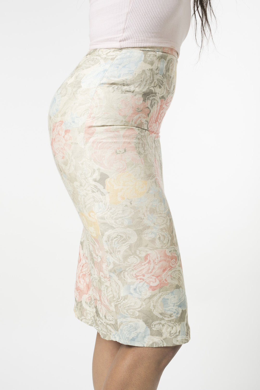 Floral Embrodiered Pastel Pencil Skirt